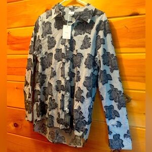 ECRU Style size large NTW. Button down too. Beautiful!